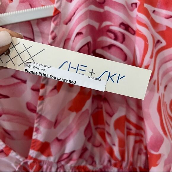 SHE+SKY Pink, Mauve and coral Empire waist Plunge Print Top w flutter sleeves Lg - Picture 4 of 13